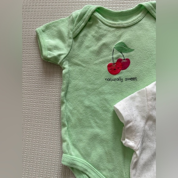 Tahari|Baby girl bundle of two bodysuits,Mama’s Bestie in white & teal•••Boho - Picture 3 of 6